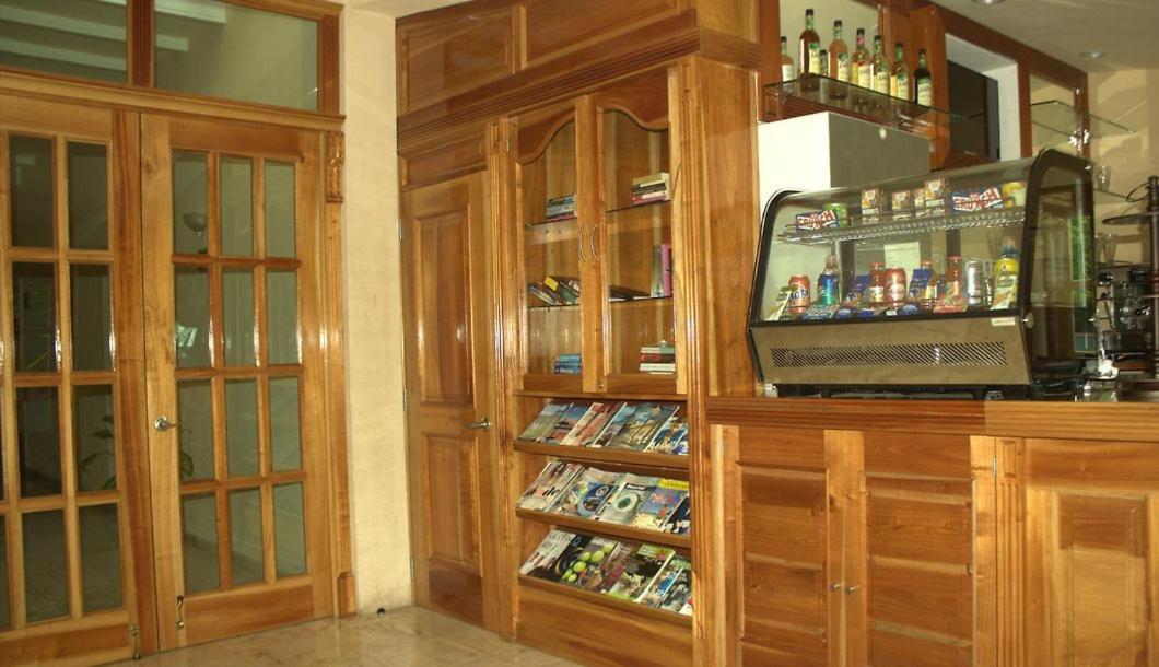 Cancun International Suites Екстериор снимка
