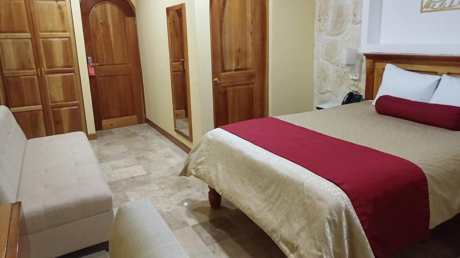 Cancun International Suites Екстериор снимка