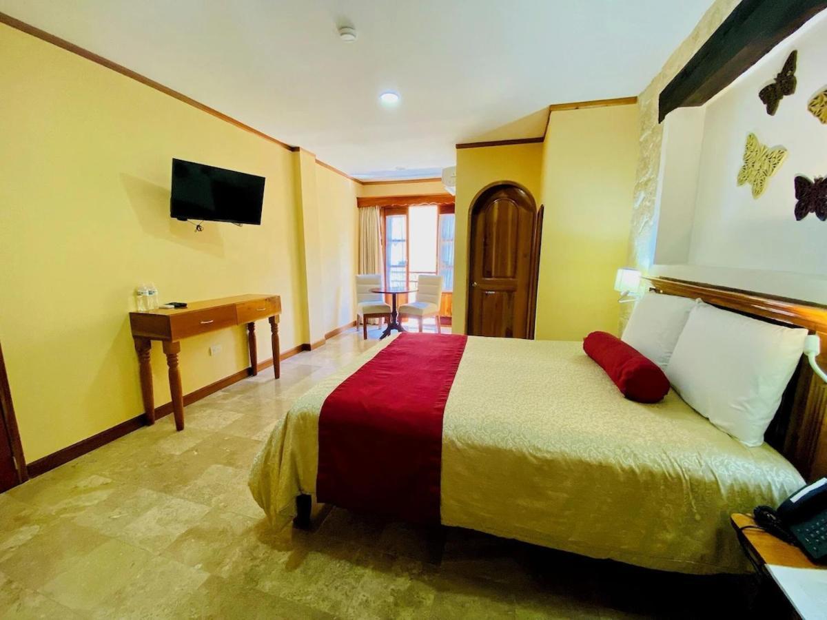 Cancun International Suites Екстериор снимка