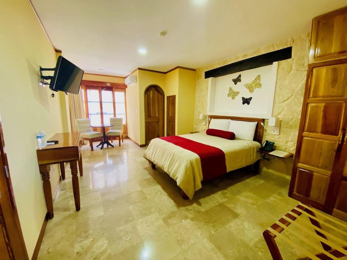 Cancun International Suites Екстериор снимка