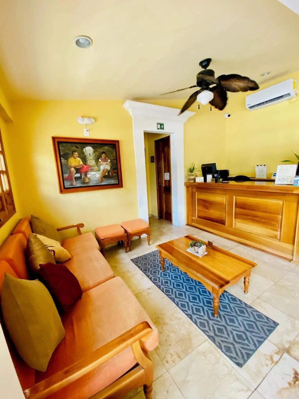 Cancun International Suites Екстериор снимка